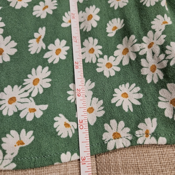 Reformation daisy green dress large - Picture 7 of 7